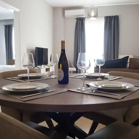 Apartment Stylish Zoi's Next To Helexpo, White Tower Thessaloniki