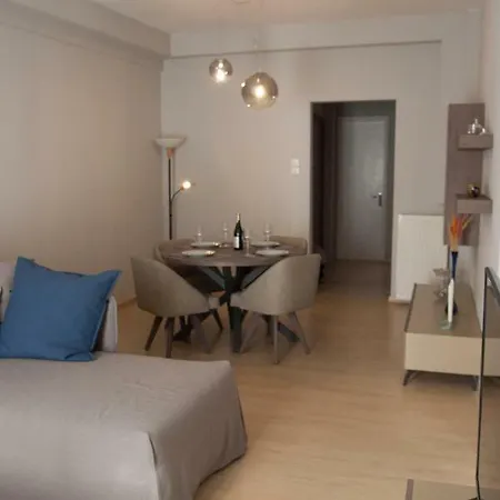 Apartment Stylish Zoi's Next To Helexpo, White Tower *