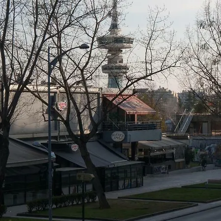 아파트 Stylish Zoi's Next To Helexpo, White Tower *
